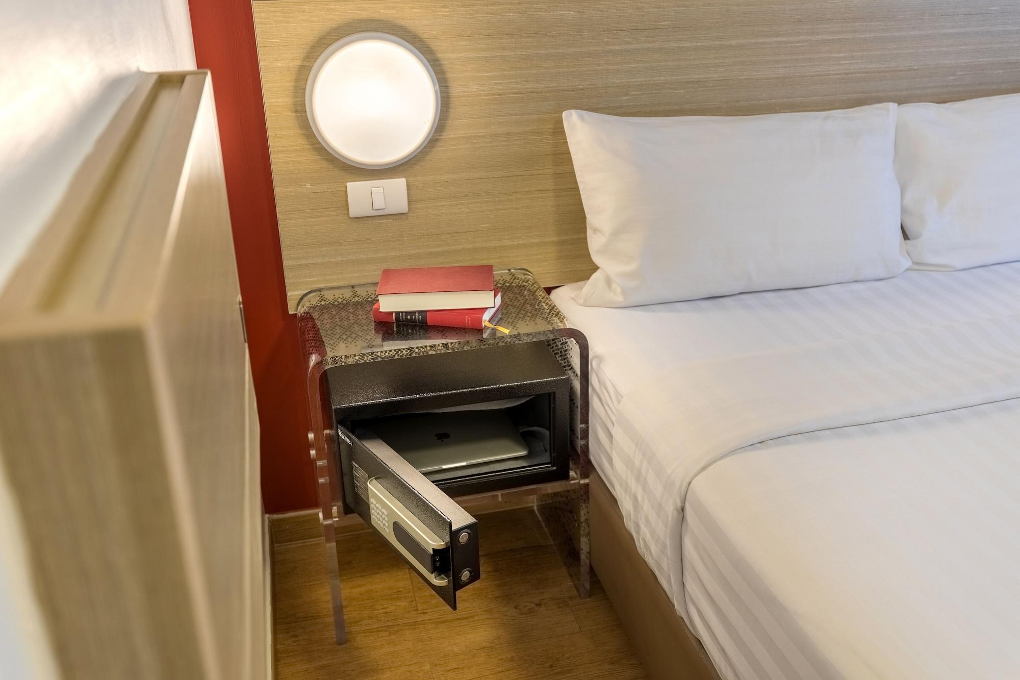 Red Planet Bangkok Asoke - Sha Extra Plus Exterior foto
