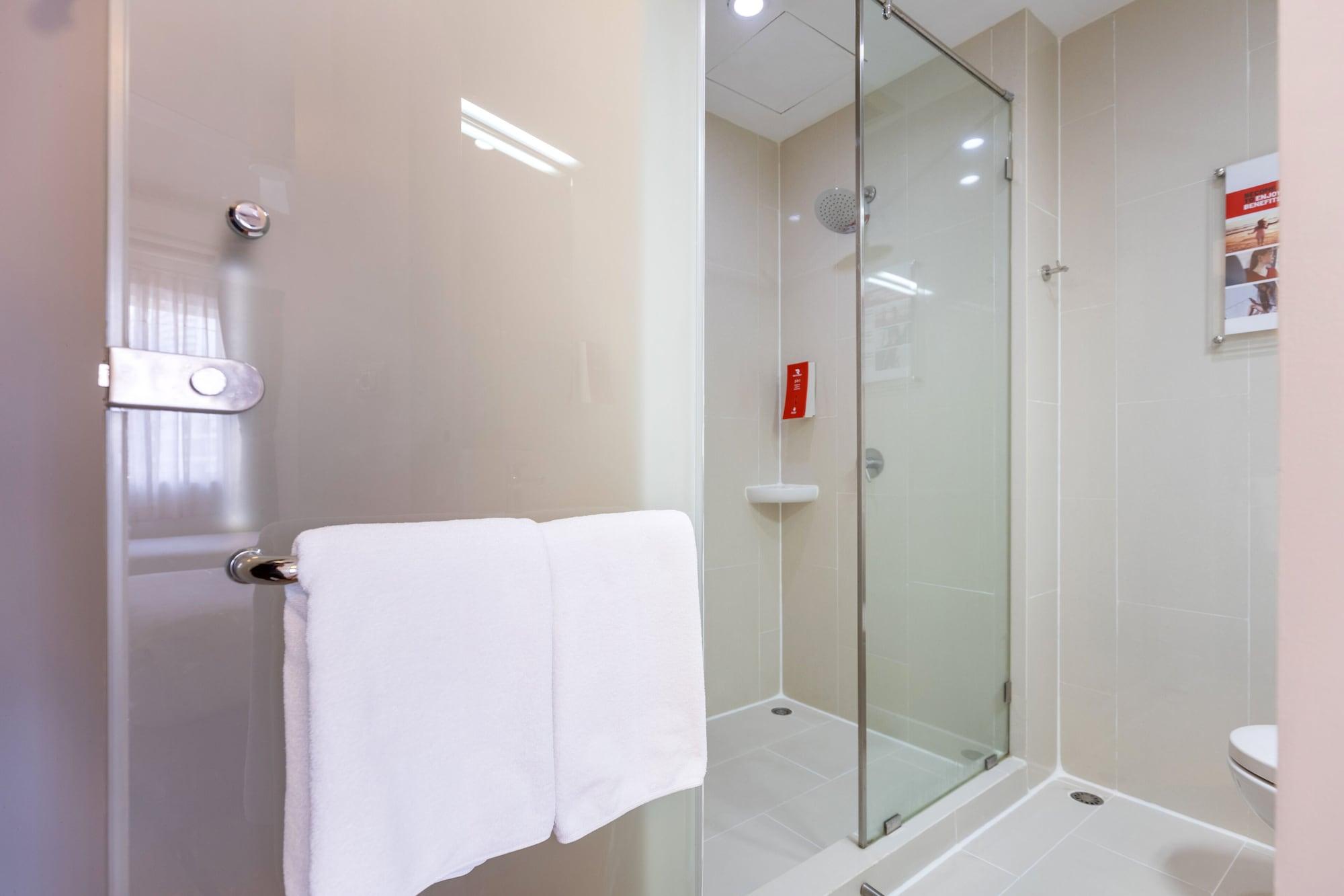 Red Planet Bangkok Asoke - Sha Extra Plus Exterior foto
