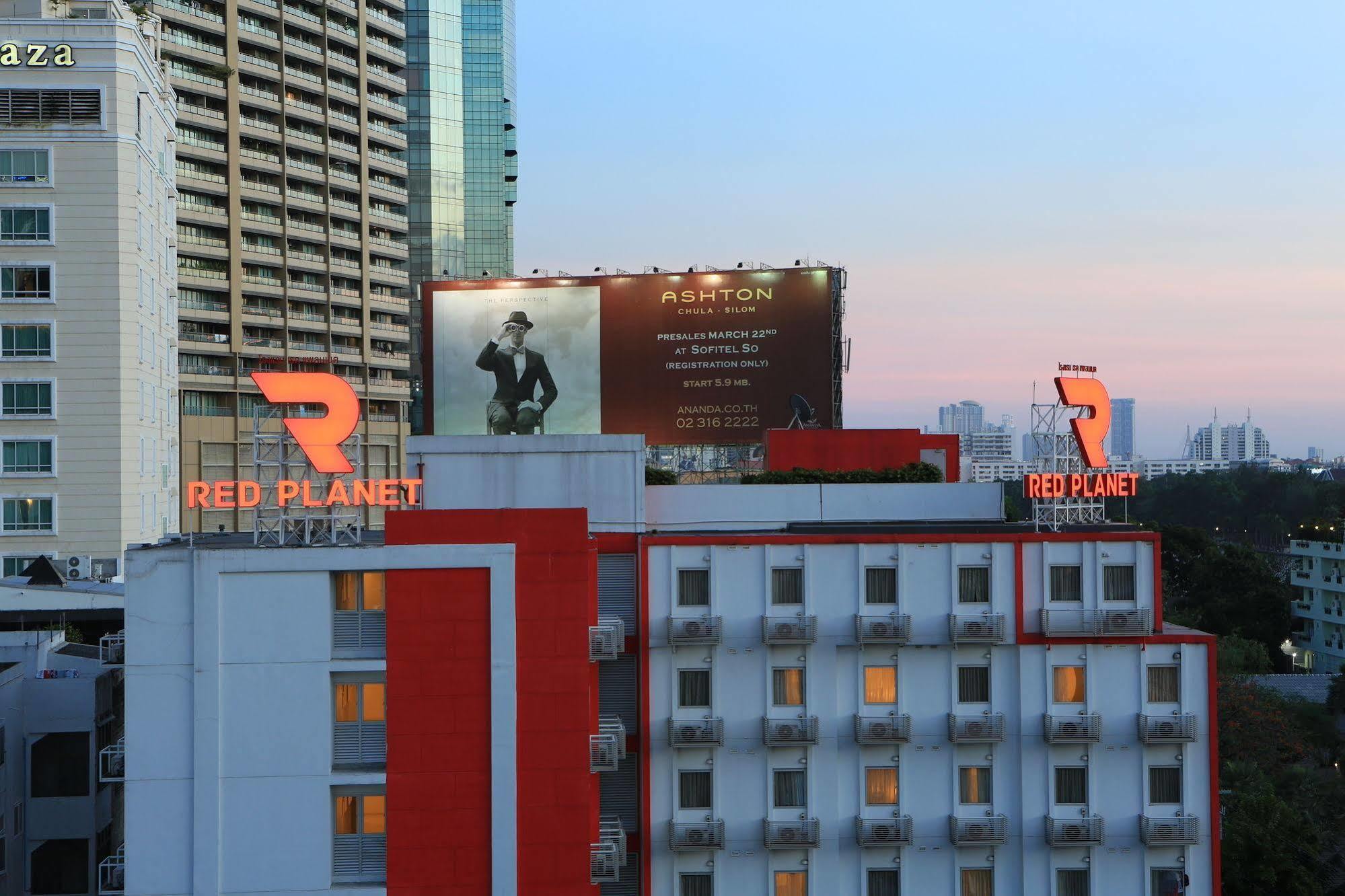Red Planet Bangkok Asoke - Sha Extra Plus Exterior foto